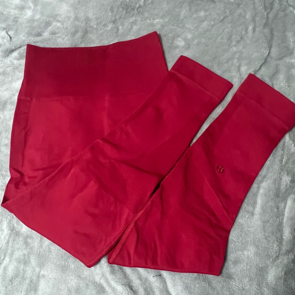 Lululemon Zone In crop